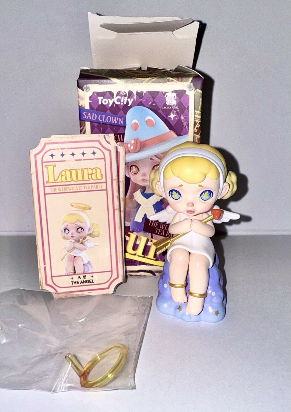 Toycity Laura The Werewolves Tea Party blind mini figure - The Angel